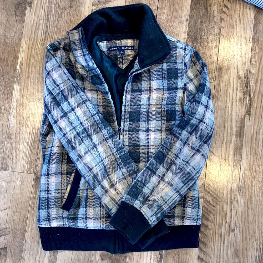 Tommy Hilfiger Bomber jacket. Great for Gallo to early winter and spring.